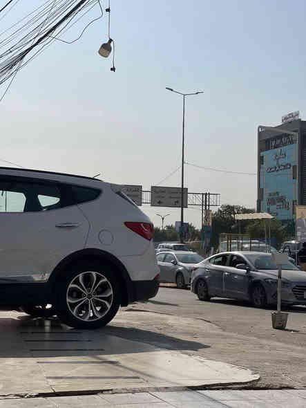 سنتافيا موديل ١٤  فول خليجي بصمتين فور ويل ٧ راكب ٦سلندر بعد مواصفات بيها هواي الشراي يتصل  ***********  رقم بغداد النكليزي  عنواني بغداد الجديده
