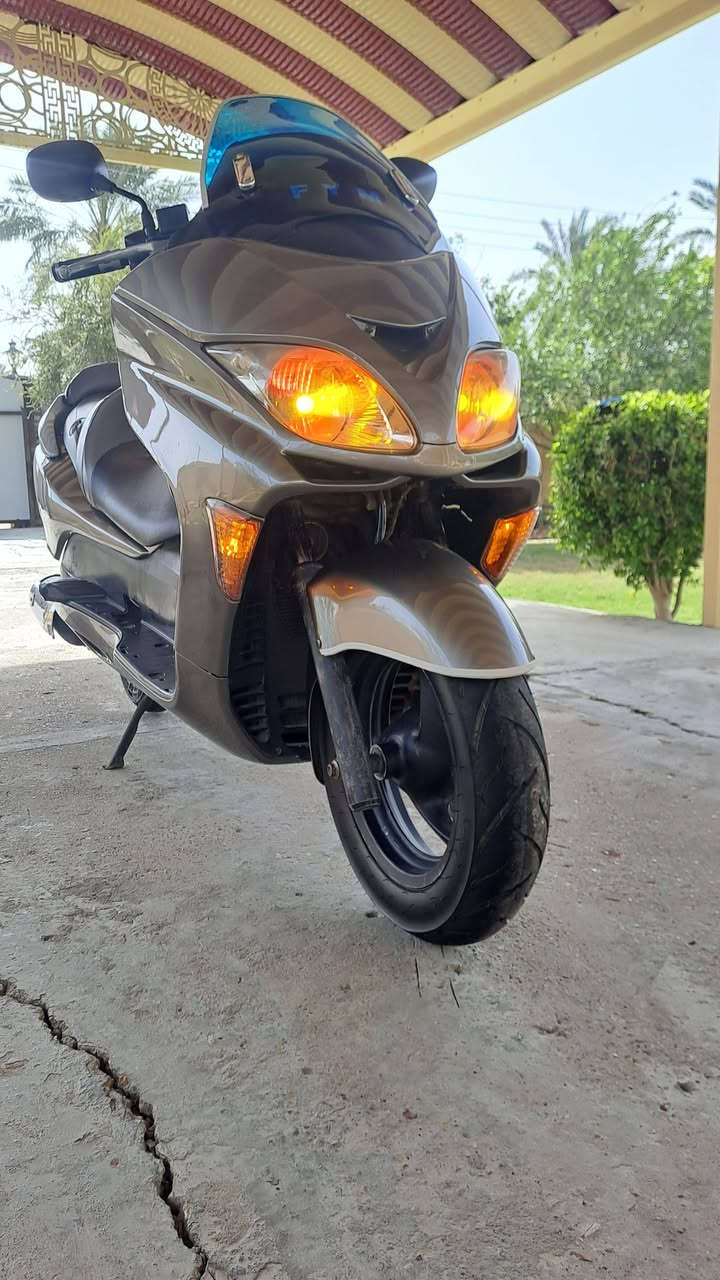 السلام عليكم دراجه فورزه 80 سعر
650 مكاني بغداد المدائن ***********
*********** كورك وتس اب  سعر مال متوازي
