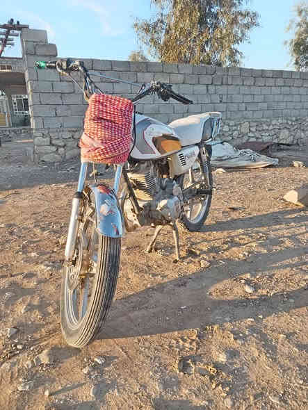 ماطور للبيع سيفان شرط شغال بس يعوزو دشبول السعر 150وبي مجال التواصل على هاذا الرقم ***********
