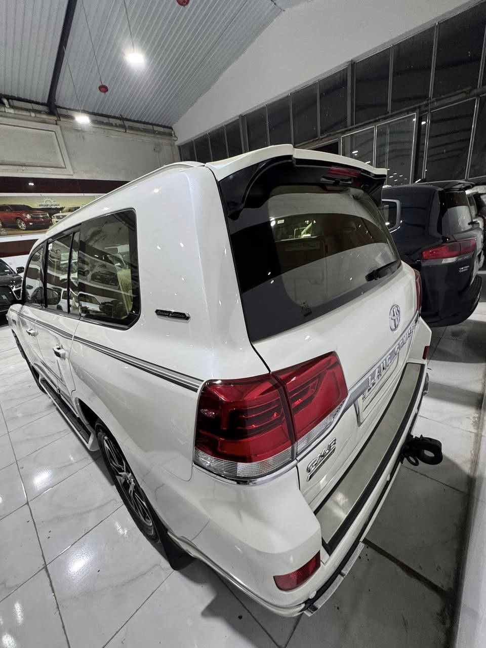 لاندكروز 2021 8V GXR سياره جديده خليجي كفاله عامه ماعدا مكانين بارد فقط هيج كد شبر وسعرها حلو عنوان البصرة الاستفسار ***********
