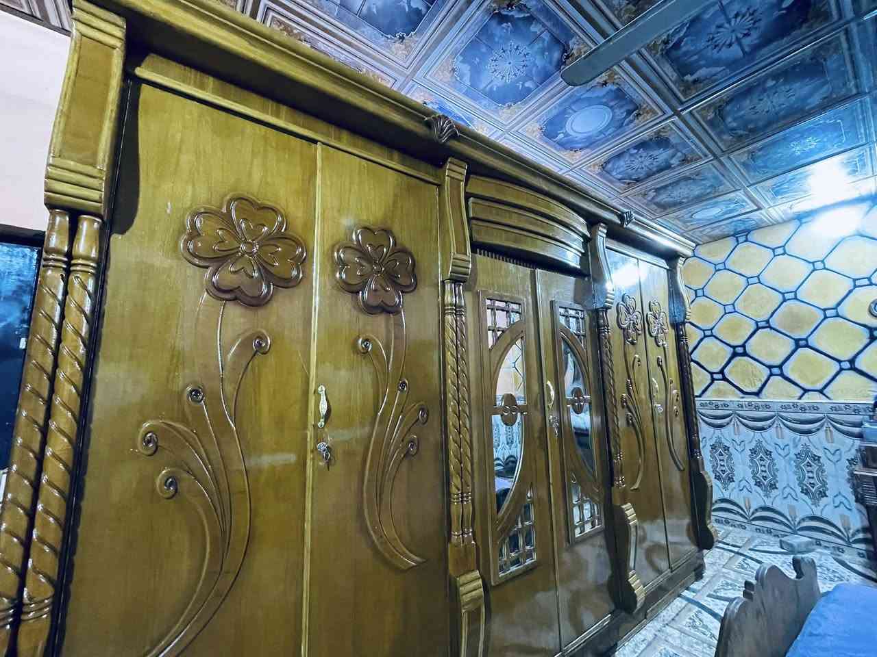 غرفه عراقيه تسكام نظيفه البيع سعر 800عنوان زبير  مو شراي لاتتصل رجآ ***********
