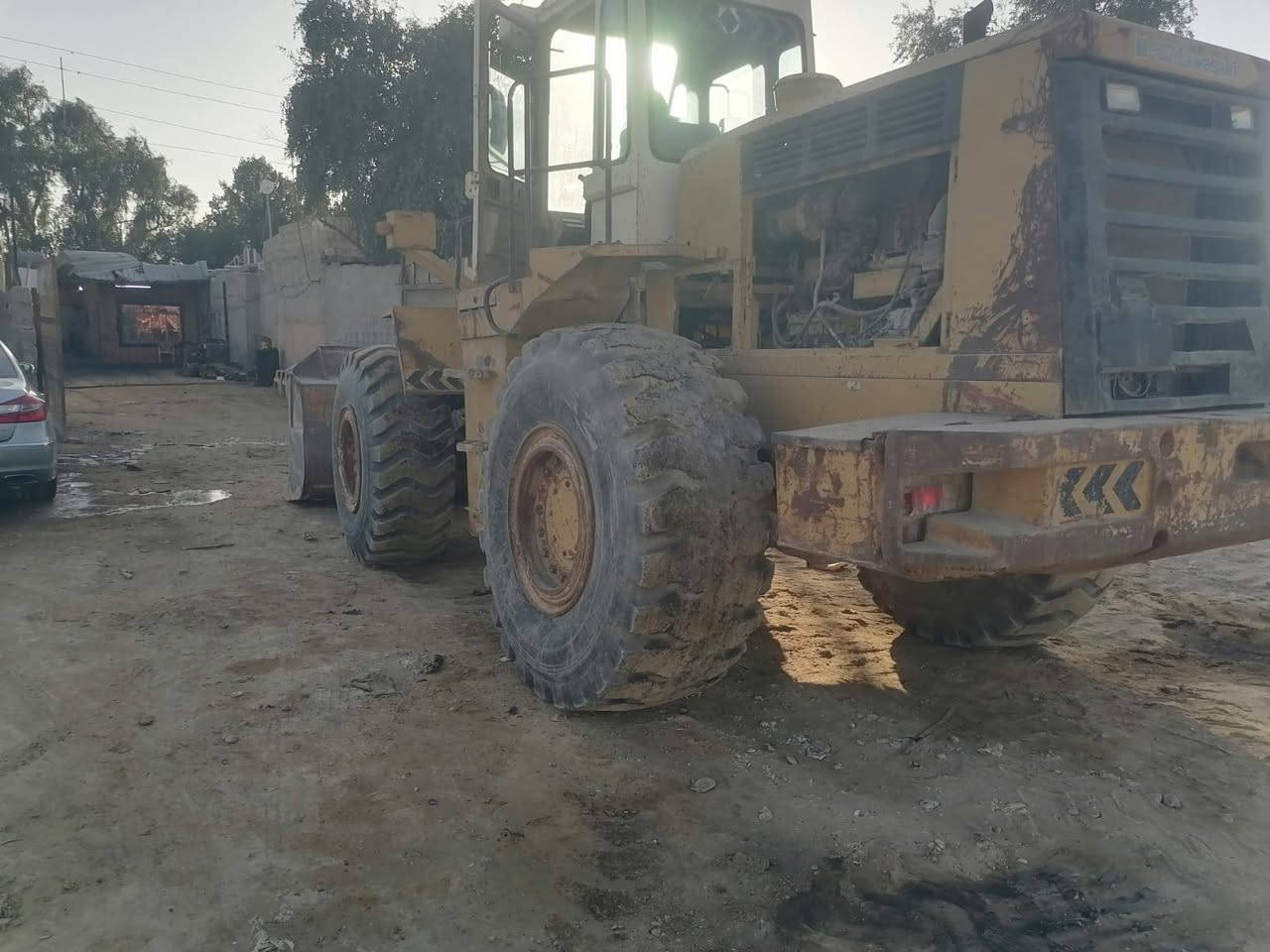 سلام عليكم
شفل اللبيع 
موديل 1997داش زت ثري
مكينه نيسان 
شفل جاهز العمل 
مكان العماره
سعر 160ورقه وبي مجال 
مكلف بل نشر رقم راعيهه 
***********
