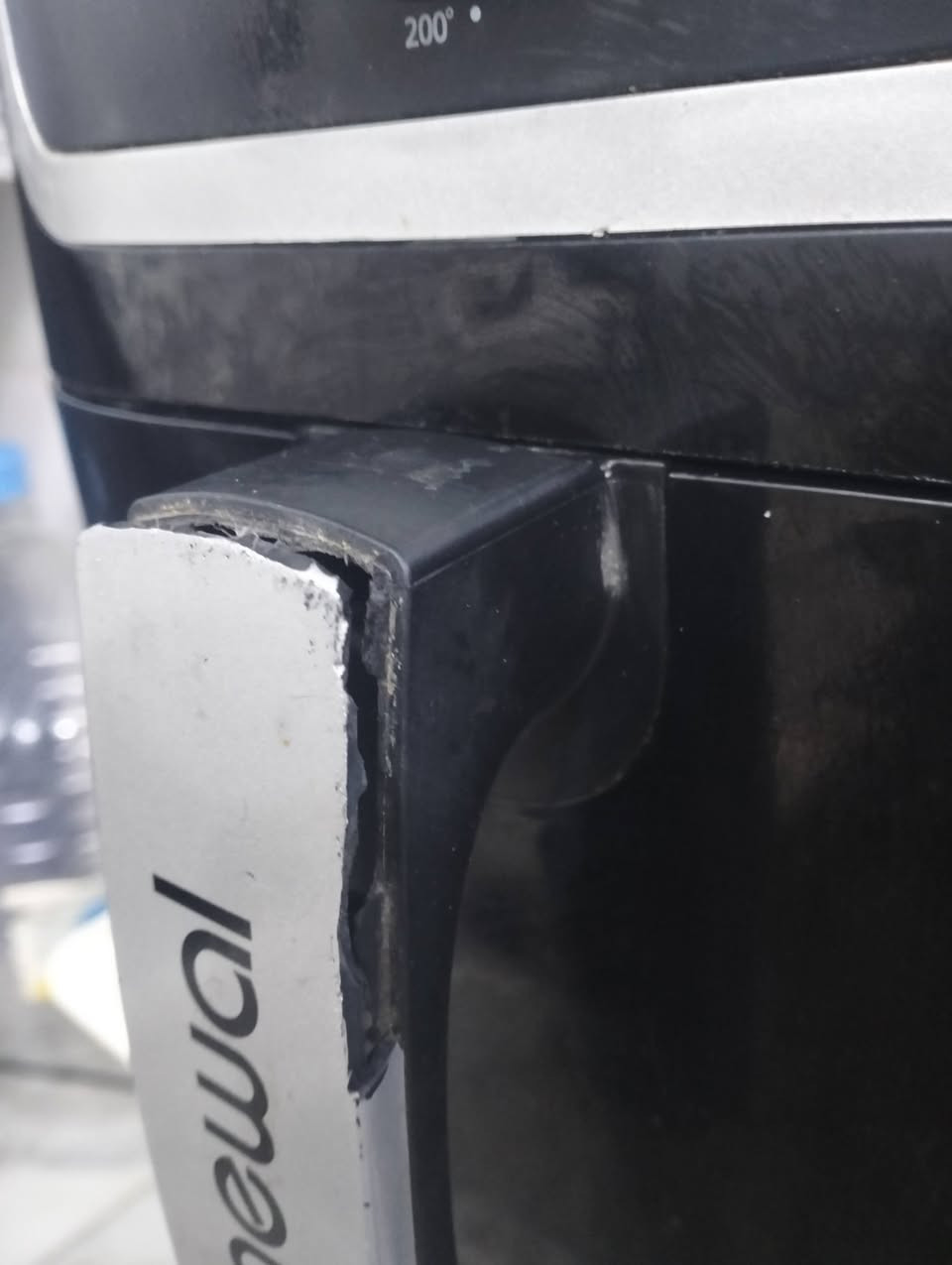 قلايه للبيع مكاني حي اور بيها اضرار بسيطه


**إذا كنت صاحب هذا الإعلان وتريد حذفه لأي سبب، رجاءا أرسل رسالة إلى الدعم الفني**