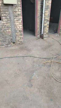 بيت للبيع • شارع العام قرب الغصة • ٢٠٠م