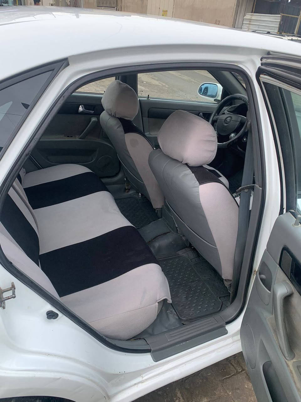 سلام عليكم اوبتره ٢٠١٤ رقم كربلاء بئسمنه ضرر فقط الجاملغ الخلفي بي ضربه خفيفه ومصبوغ وقبق جنطه مبدل والباقي مكفول كير مكينه تخم تاير صدر خلفي امامي مكانهه بغداد سعرهه ٧٥اتصال ***********
