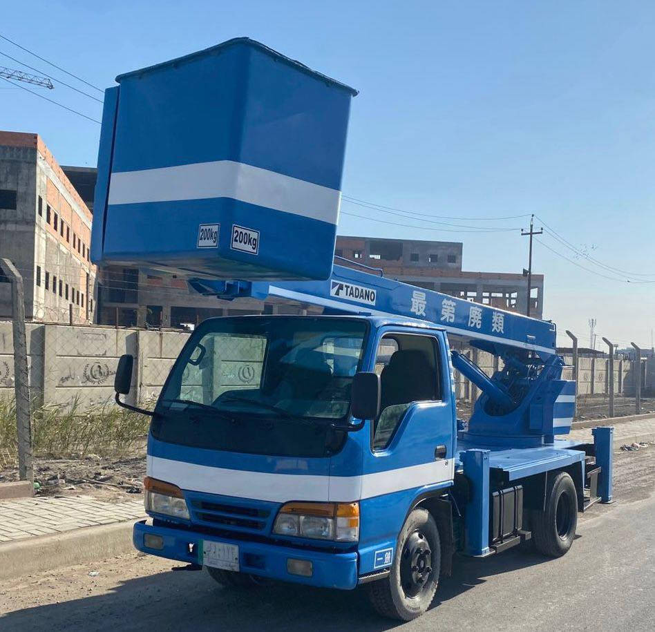 سلام عليكم 
باسكت للبيع ازوزه 15m موديل 1992
عنوان بغداد ***********
