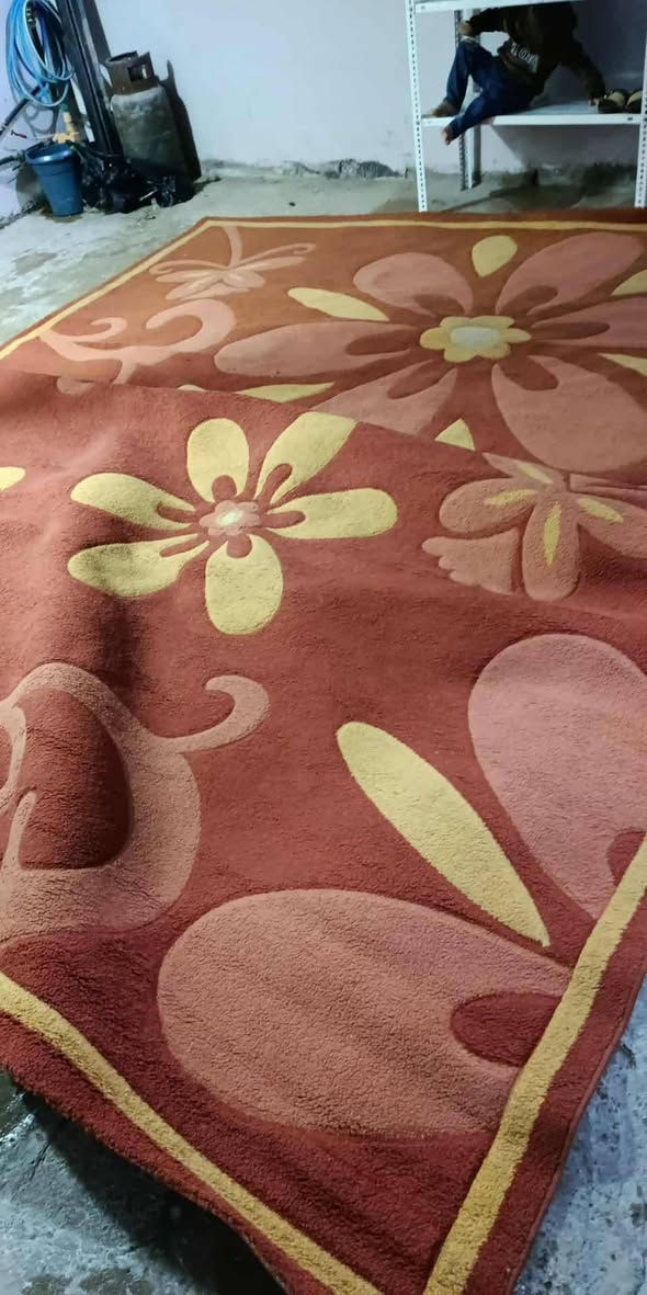 اغراض بيت للبيع المكان يم جسر خرنابات اي استفسار
***********
