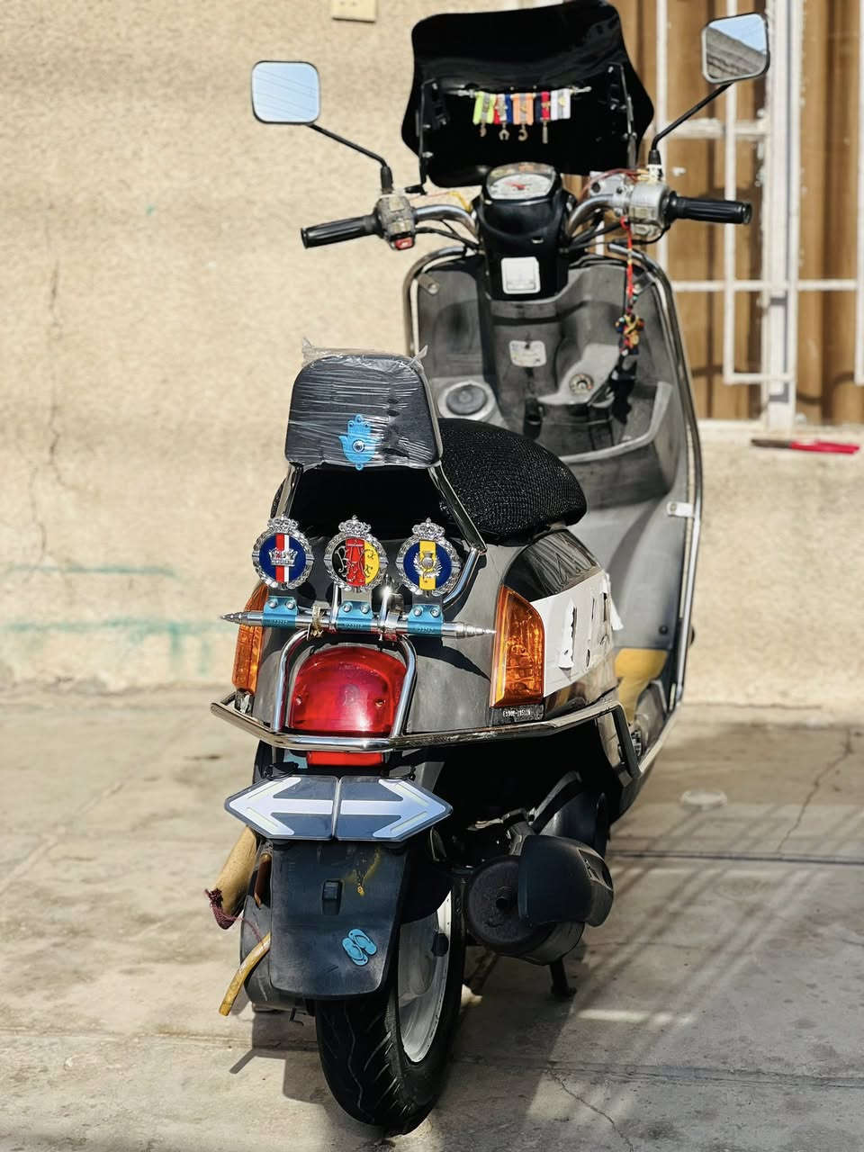 السلام عليكم دراجة بوليس كابريتر للبيع دراجة فول نضافة مكينة مامفتوحةالمكان الاورفلي السعر750وبيها مجال الرقم***********للاستفسار
