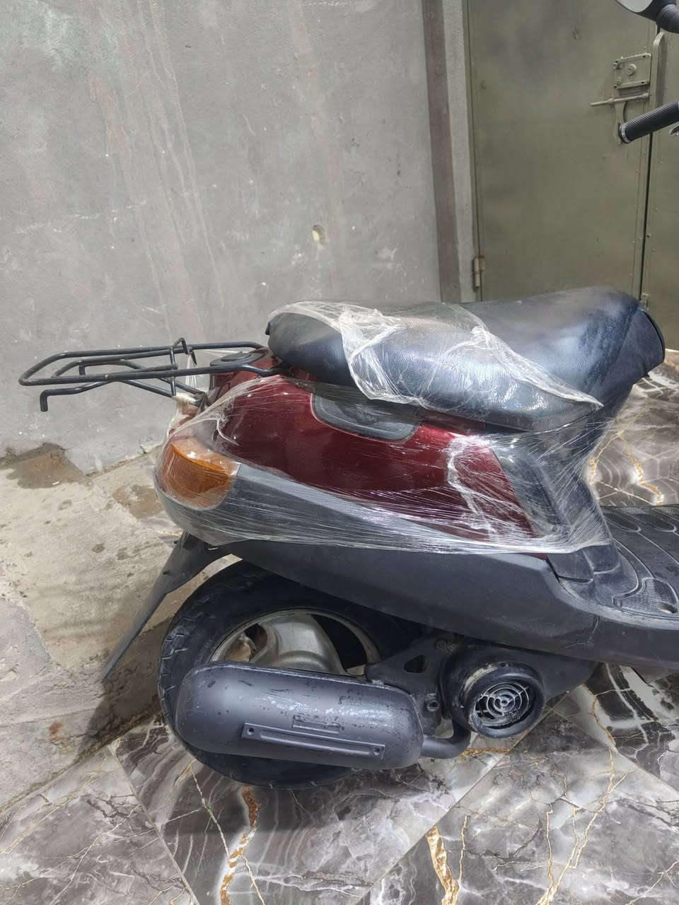 سلام عليكم 
دراجة بترا خطين للبيع  
شغالة  سلف هندر  كهربائيات كلهة شغالة  قفل  شغال  عداد سرعة شغال 
مكان ناصرية مركز 
 السعر خاص 
للتواصل ‏‪***********
