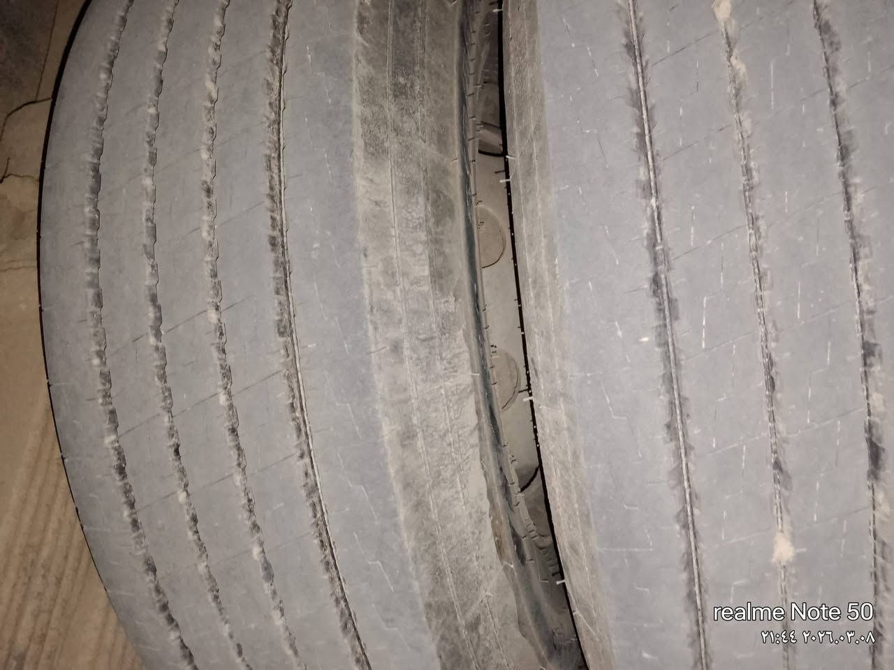 تايرات 22 مراوس 24 مع الوياله مكان نجف رقم//***********/***********
