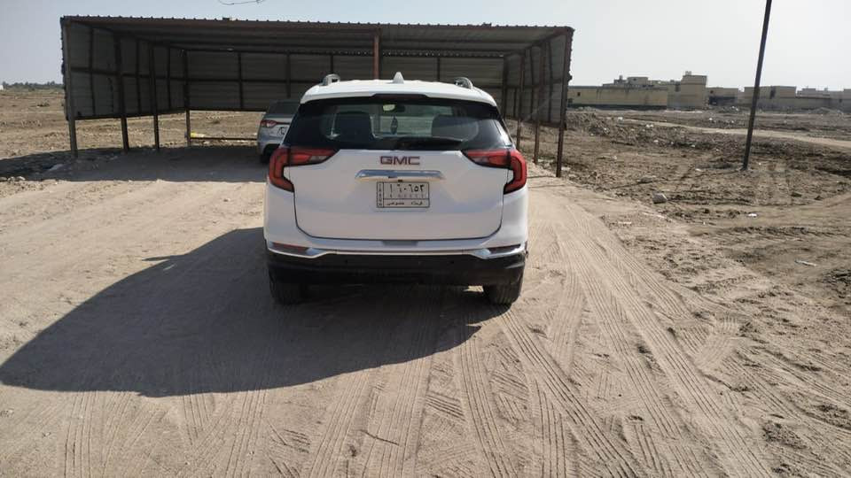 للبيع حي ام سي مديل 2019 حره السعر 135$ وبيها مجال السياره جاهزه من كل شيء مداور من الصبح ضرر السياره واضح بصور للعلم السياره بدون دواخل *********** مكلف بالنشر رقم صاحب السياره وات ساب  واتصال
