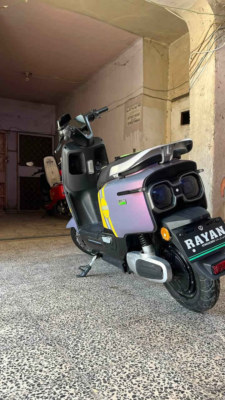 سلام عليكم
ريان ام عيون للبيع 
6 بطاريات دبل كبار 
72 فولت 32 امبير
سرعه 60 حقيقي 
بل شحنه الوحده 50 الى 55 كيلو
شاحنه اصليه شركه تالج 
مواصفات
عالي ناصي 
اشاير يمنه يسره
خلفي امامي
اناره جانبيه
اناره خلفيه
اناره بك لايك 
سماعه بلوتوث
بريكات خلفي امامي هايدروليك
تايرات شرط فتيله ماكو بيهن
صندوق حجم كبير 
نضام p
نضامR
نضام ABS
منفذ شحن USB
مثبت سرعه 
هورن 
كفرات ممشخطه كدام عينك
الدراجه كلش نضيفه مال جناي 

بطاريات 
ملف 
عقل 
كهربائيات 
تايرات 
كفاله عامه عل فحص مع الضمان
وين ميعجبك افحص ابالك
الدراجه كفاله عامه من كلشي برغي نقص مابيها
 
سعر الدراجه 650 وبيها مجال 
الشراي يتصل ويدلل
للستفسار 
***********
