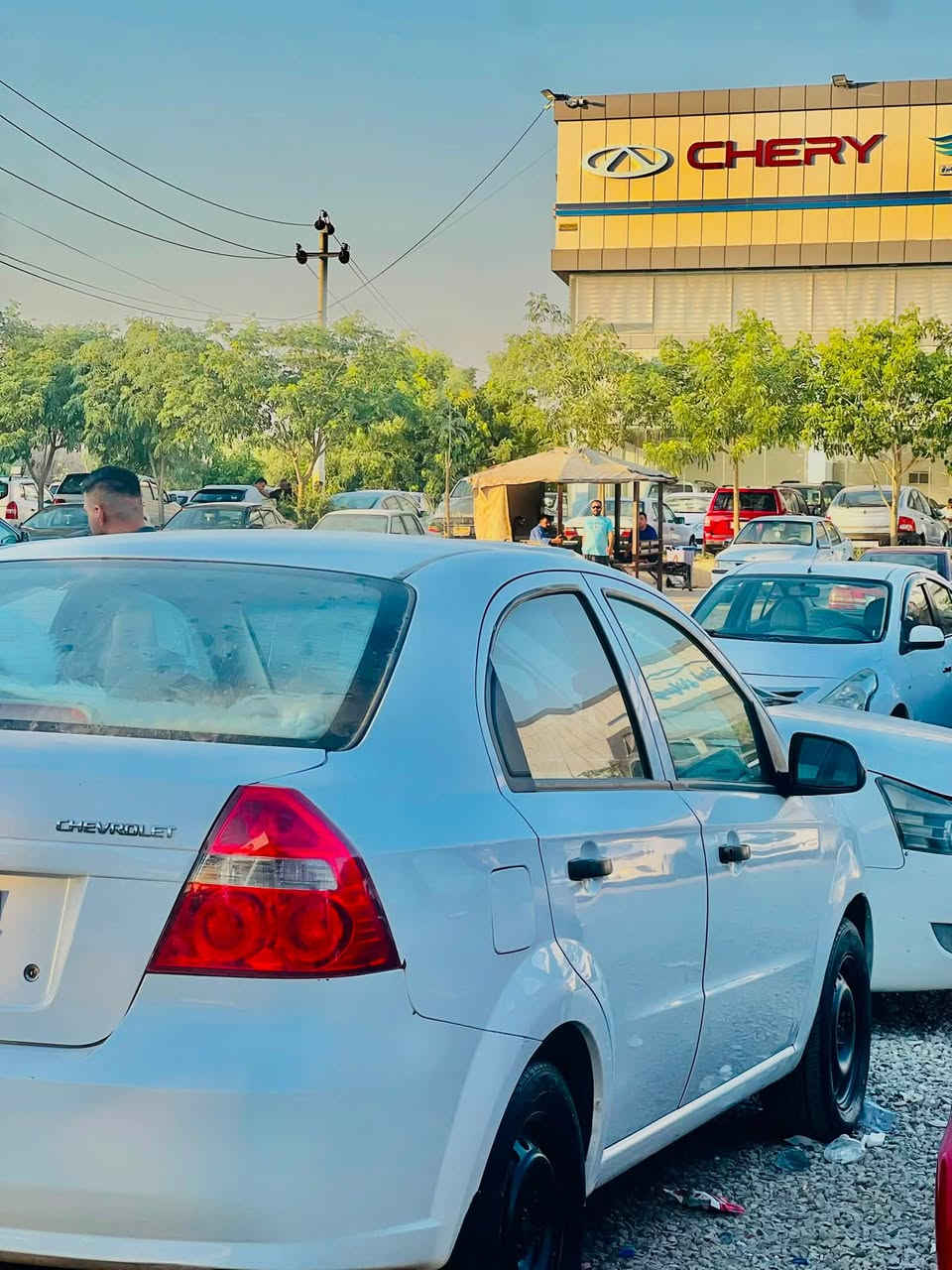 ئەفیو2011  بەشەرتی حاسیبەو ئەوەلیات بۆیاخی نیە سیارەکە زۆر پاکە تەقەو ڕەقەی نیە تەبرید ساردو گەرم لە گەڵ سوچ بێ نوقسانی  چوار تایەو ویلی لۆک لە ژێرێتی سعری45مەجال ژم***********واستابی لەسەرە
