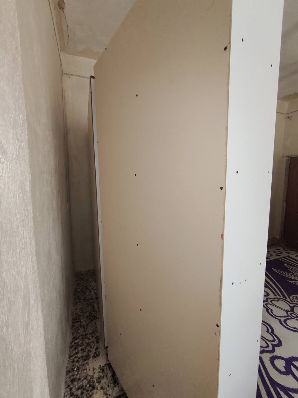 السلام عليكم
فاترينه عدد 5 
طول260
عرض90 
عمق30 
شغل درجه اولى و كلش نضيفات
امانة الله مشتغلين الوحده 140 الف 
 السعر 100 الف للوحده 
*********** النجف الاشرف
