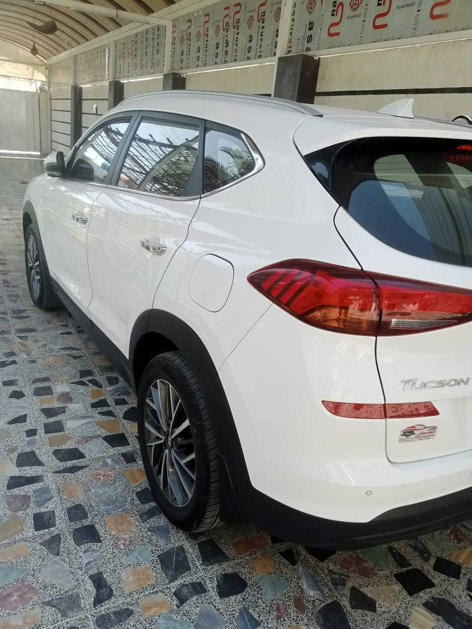 السلام عليكم توسان موديل 2020 خليجي شركه الكاصد فول مواصفات واحد على واحد سيارة جديد ماشيه 67 رقم موبايل ***********
