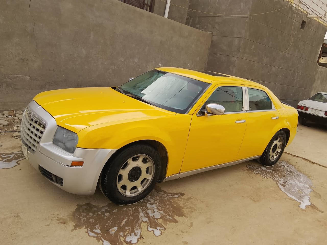 وباما موديل 10مكينه وكير وحداديه كفاله تحويل ثاني يوم سنويه 28مشروع وطني ضربته جاملغ  وبنيد تبريد وتدفئه سياره مصبوغة جديده سياره احله من الصور فول مواصفات فتح بالقماره تحكم ستيرين شاشة جبيره كهربائية كله شغل سياره معلاي مصفره هيئة مرور خط ناصريه بصره السعر 78بيه مجال العنوان ذي قار بالنصر رقم الهاتف ***********,,,***********مروس حسب القناعه
