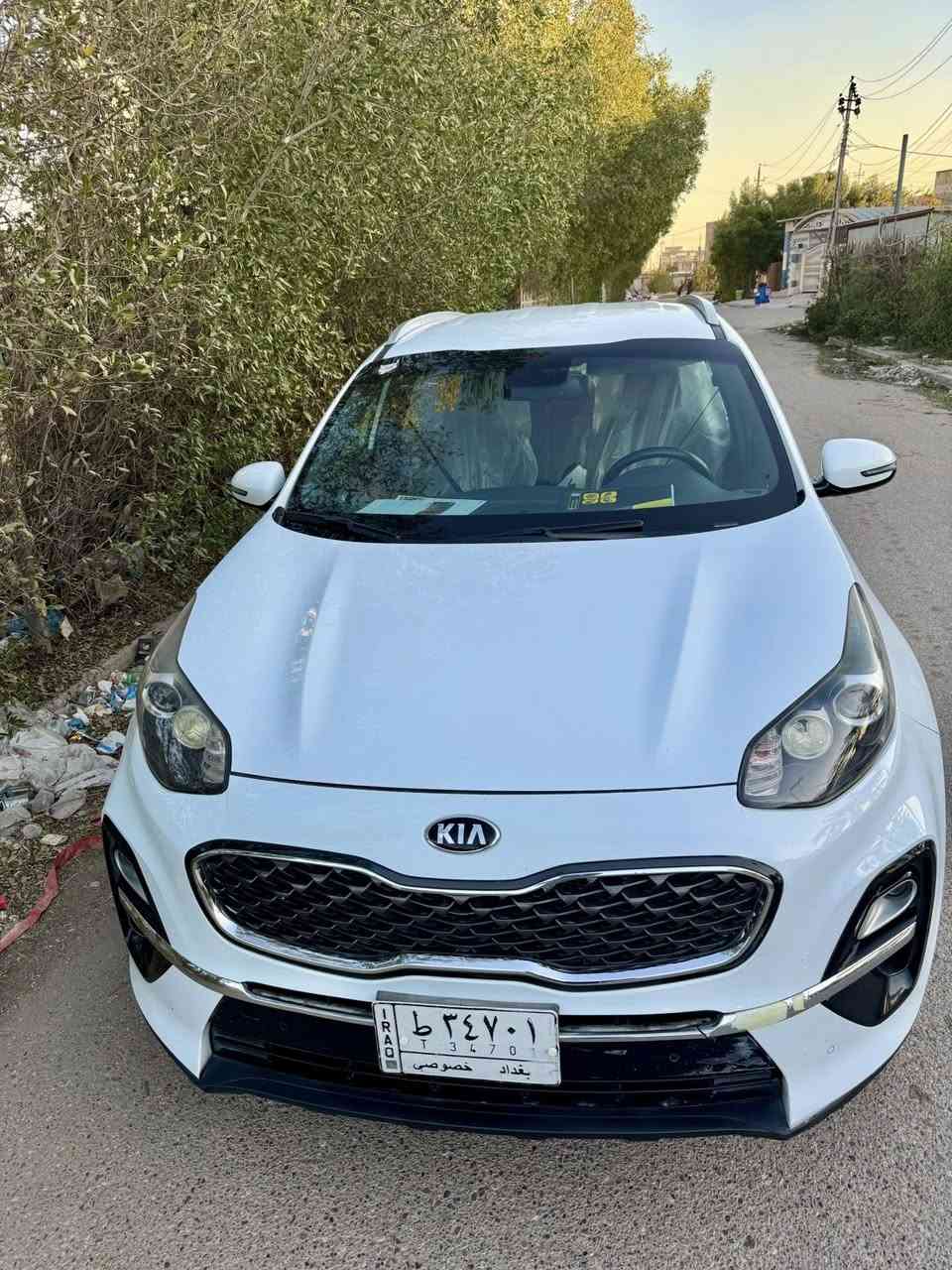 السلام عليكم 
سبورتج موديل ٢٠ خليجي 
سياره كفاله عدا مكانين بارد سونار مرفق 
مواصفات عادية معروفه سياره جديده جديده
ماشيه 77k
سعر ١٩٥ ورقه بيها مجال مال جيه 
 
عنوان بغداد بلديات 
هـ ***********
