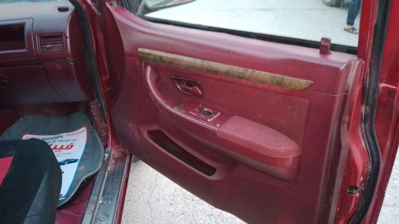 پیکاب  ڕەقەم سلێمانی

مەکینە بەخ مۆدێل ٢٠٠٦

قفڵ مەرکەزی

جام کارەبایی

چوارتایە و ویلی لۆک

بەرگە کوشن و گاعی تازە

دەحم و لێدراوی نییە

سەنەوی بەسەر چووە

هەزەی تازەی بۆکراوە

نرخ 30گەڵا
***********
