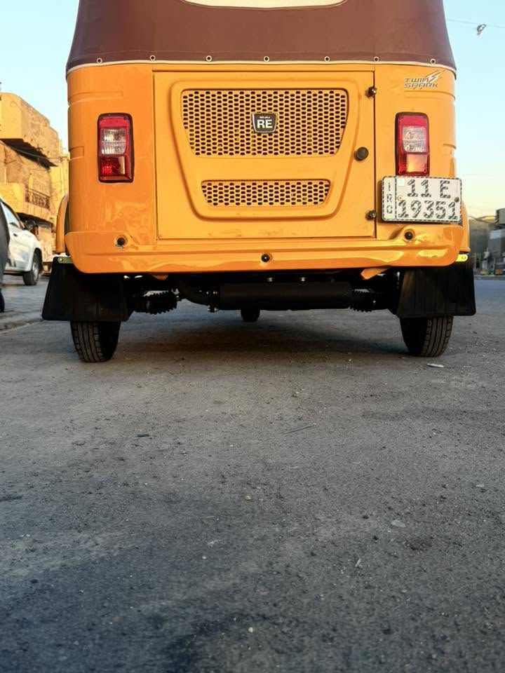 سلام  عليكم تكتك للبيع رقم وسنويه مديل ٢٠٢٢(***********)
