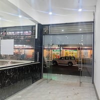 محل للايجار • شارع أبو شاكر • ٢٠٠م