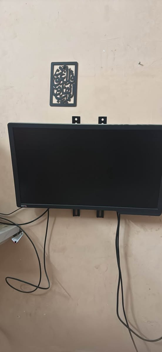 شاشة بتردد144hz/fhd/1080x1920 نوع الماركة benq و السعر بس 80 وهذه الرقم للاستفسار *********** البصرة, العراق

