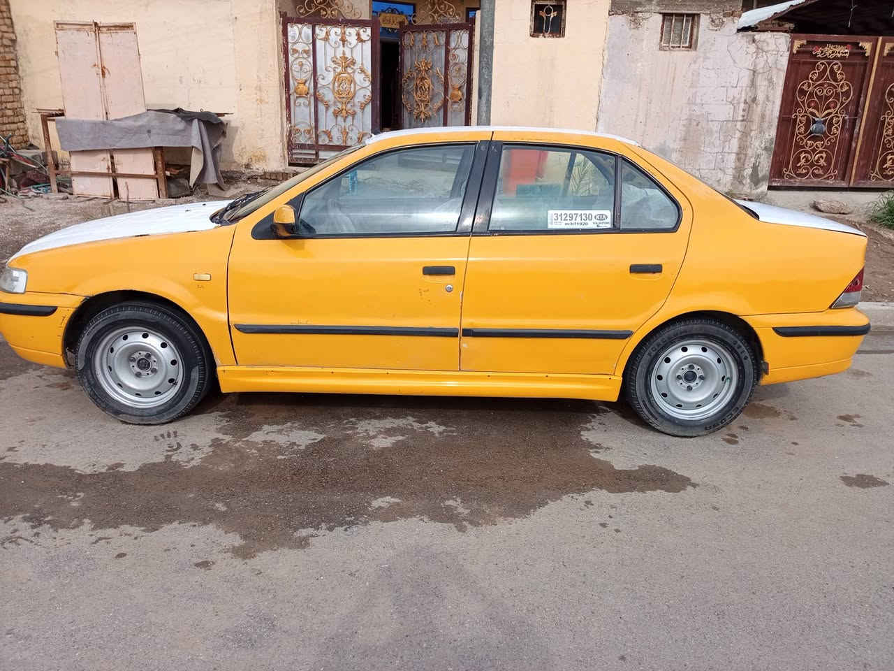 السلام عليكم عندي سياره للبيع سمند مديل 2011 سياره كلشي ماعوزه كامله مال جناي مكان  كوت السياسين للستفسار الاتصال على رقم الهاتف ***********@
