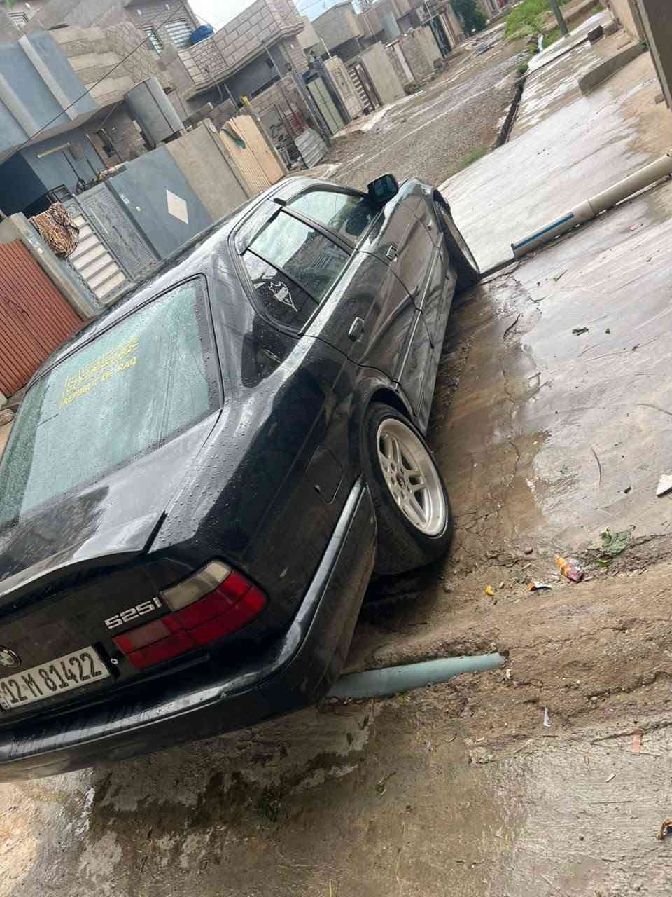السلام عليكم
بي ام 525
مديل 1991
بخ جمالية 
الشرعي ايبيعك 
السعر 45 ورقة 
***********
***********
