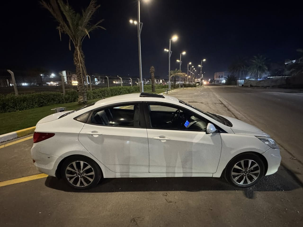 السلام عليكم اكسنت مواصفات بلو موديل 16 للبيع
مواصفات بانوراما ويل كروم بلادي اشاير مري تحكمات ستيرن داخل لونين اسود وبيجي حدادية 100‎%‎ تبريد ثلج بيها بارد بالباب الخلفي فقط تايرات تخم جديد 

ماشية 107km سيارة على وضع الشركة 

مناقصها شي مكانها بغداد الغزالية سعر $118

***********
