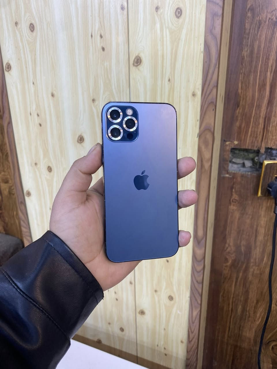 السلام عليكم اجهزه للبيع
الاول 11 برو ماكس 

اللون الذهبي 

ذاكره 256 بطاريه 100 

نضافه 100/100 

فقط مستبدل شاشه وبطاريه اصليات فيس إيدي متوقف باقي كله شغال كامرات ✅اتصال ✅واي فأي ✅صوت ✅فرمته ✅ جهاز كامل مكمل سعره 250 وبي مجال للطيبين 

……..

الثاني 12برو فقط اللون النيلي 

الجهاز دبل شريحه ZA

ذاكره 128 بطاريه 100

مستبدل شاشه وبطاريه اصليات كله شغال كامرات ✅اتصال ✅واي فأي ✅صوت ✅فرمته ✅جهاز كامل مكمل فقط بي فطور بلكلاس


**إذا كنت صاحب هذا الإعلان وتريد حذفه لأي سبب، رجاءا أرسل رسالة إلى الدعم الفني**