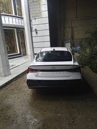 للبيع الانترا وارد امريكي موديل 2025 ماشيه 14الف فول مواصفات عده الفتح...