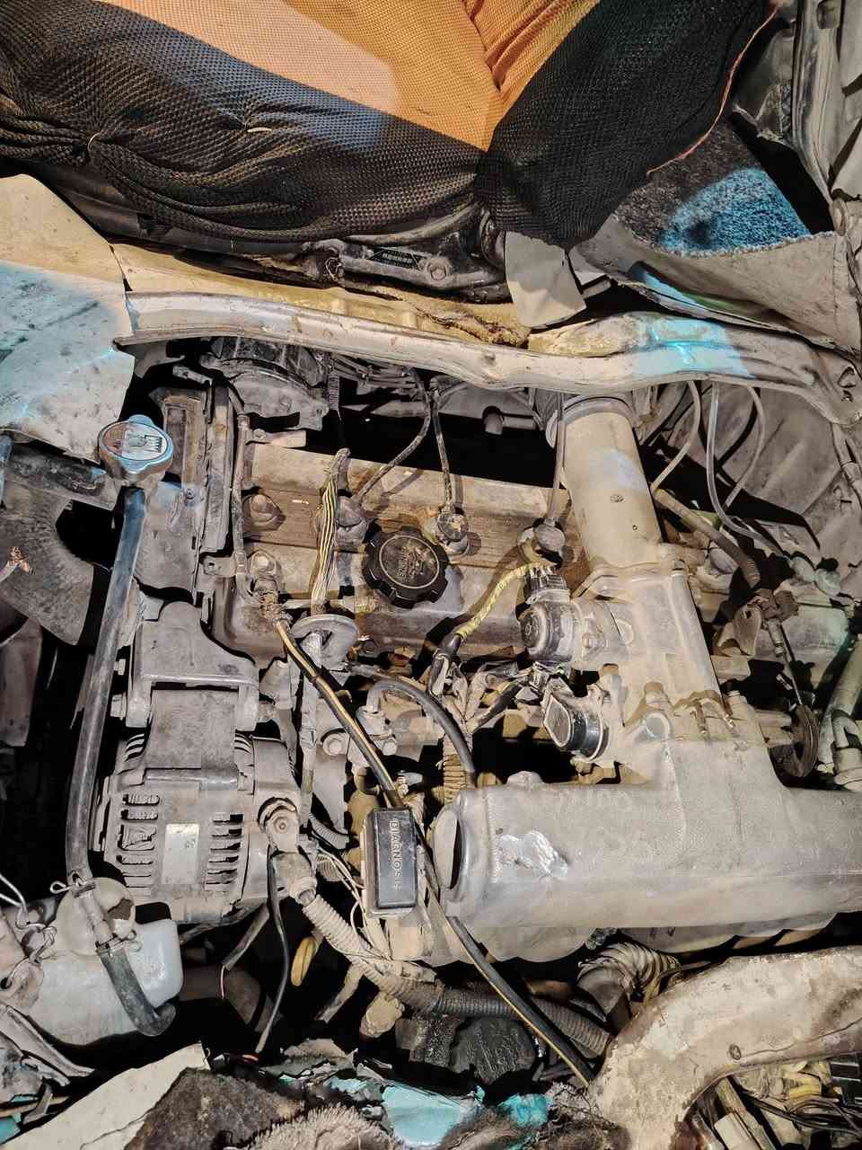 سياره 2005 جاهزه كلشي مابيها شغاله سعر 13بدون راعي مكانها مدينه الصدر تايراتها انضاف سياره مال شغل تمشي***********
