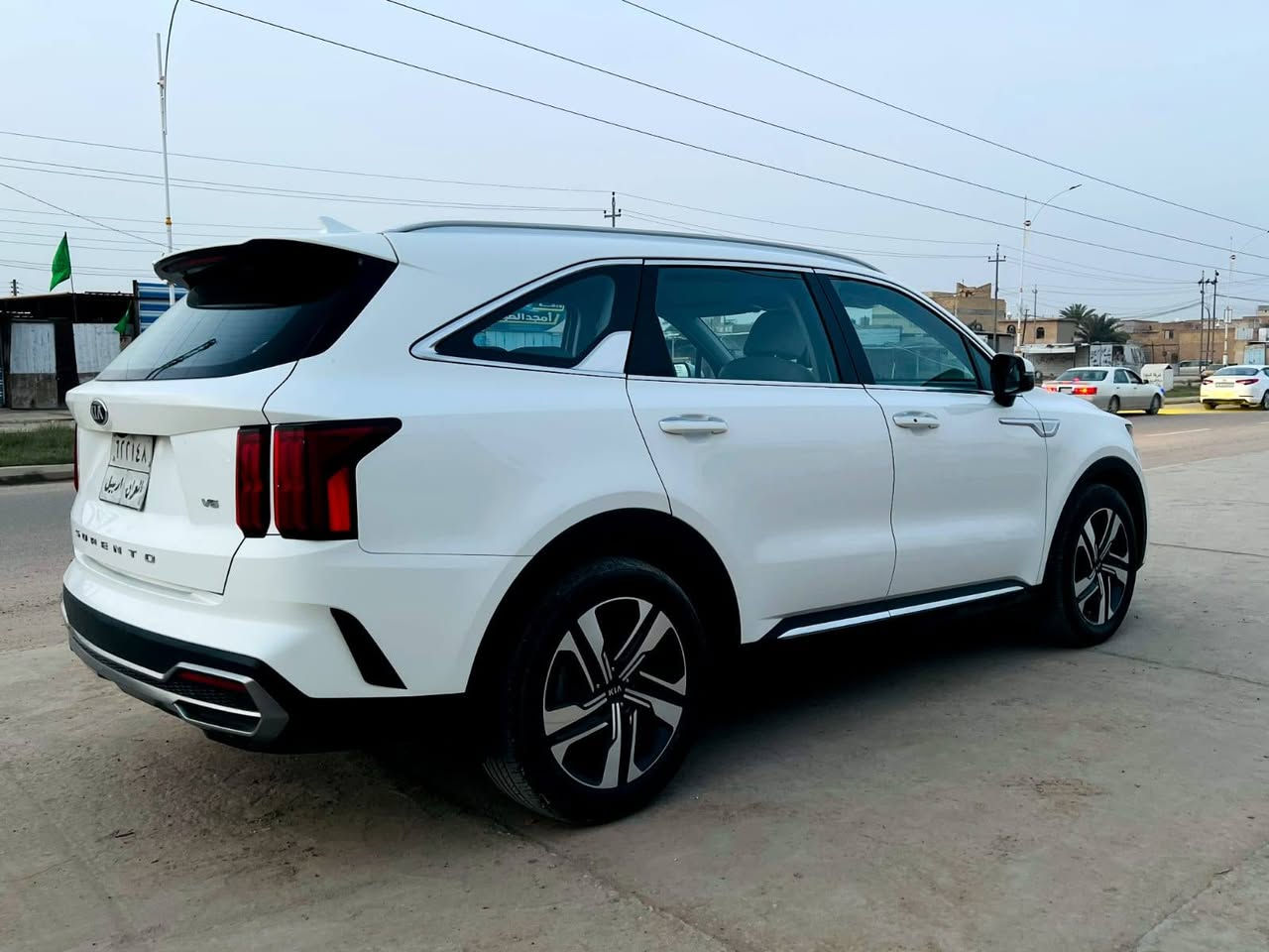 سلام عليكم مكلف بالنشر
سورنتو 2021 خليجي مكفولة فقط بارد بسيط بالباب والسونار موجود بالمنشور مكينة 6 فول مواصفات عدا البانوراما 7 راكب
ماشية 100 الف جاهزة من كلشي رقم اربيل عندي وكالة عامة تريد تحويل تريد وكالة 
السعر 258 وبيهة مجال بسيط 
المكان ذي قار قضاء الشطرة 
***********
بيع فقط
