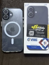 ايفون 17 عادي • شاشه مكسوره • بطاريه 100