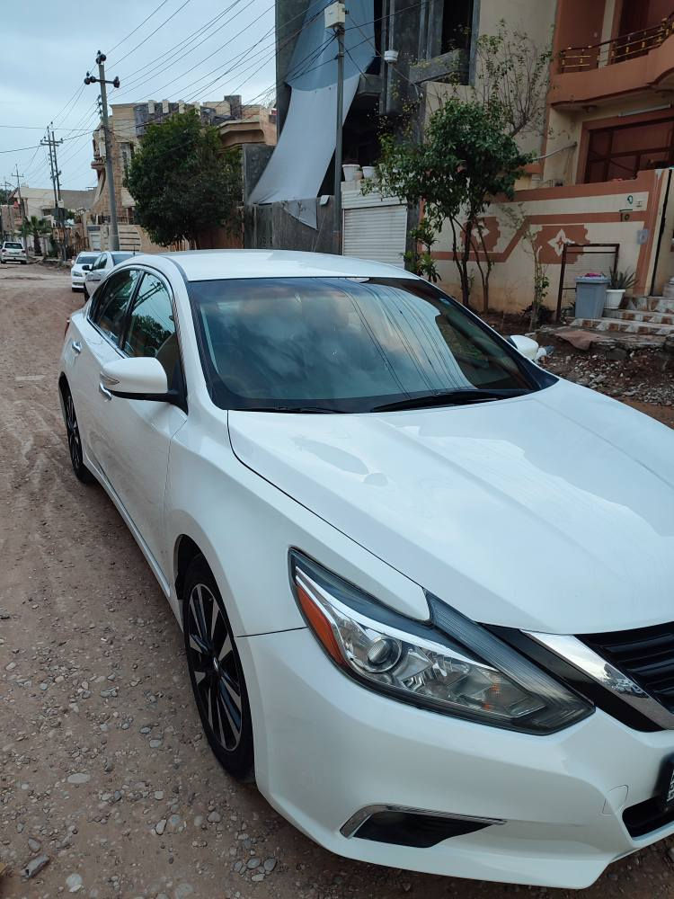 سلام عليكم ورحمه وبركاته البيع سياره نيسان ألتيما موديل 2018SLامريكي 90مايل ماشي بونيدو ربع جملغ صبغ بدون دواخل بدون إرباك سياره جديده ماشاءالله السعر سياره 118$مجال قليل ***********كلارشهيدان كالار, السليمانية
