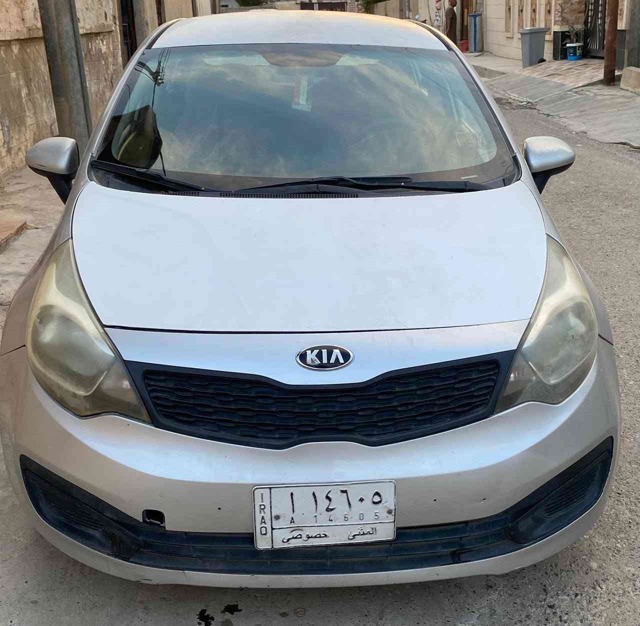 ( ( ( مكلف بالنشر  ) ) )
كيا ريو خليجي 2013 
اللون سلفر 
بيها طخة بالچاملغ الخلفي الايمن ومعدل عالبارد
 رقمها مثنى تحويل ثاني يوم ( مشروع وطني )
السعر 72 $وبيها مجال بعد المعاينة
📍مكان السيارة تكريت
للتواصل مع صاحب السيارة ***********
