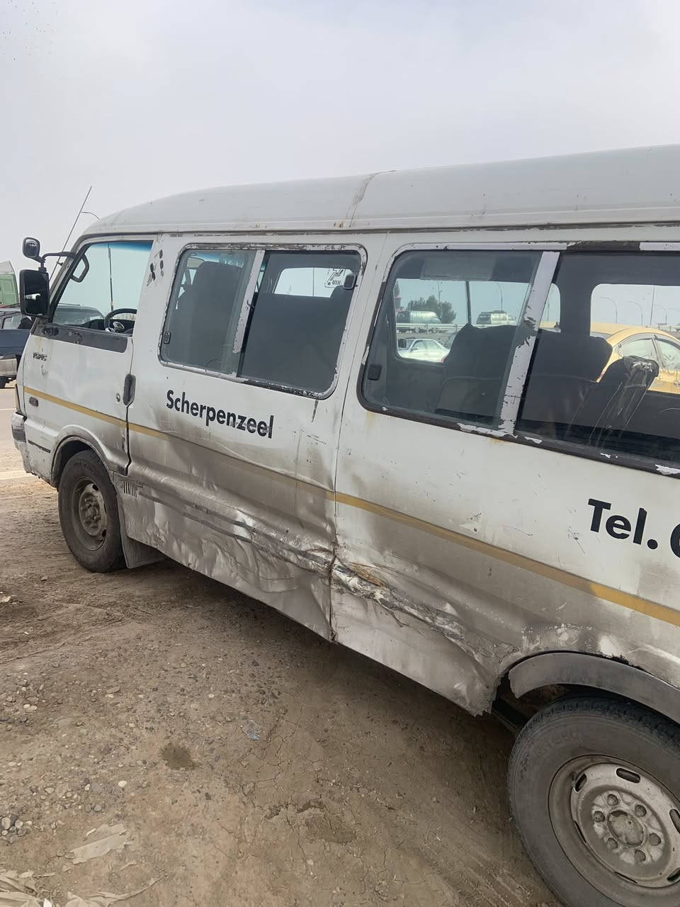 السلام عليكم
كيا اسيا مديل 93 جاهزة من كلشي وبأسمنا السيارة 
كير محرك اكسن باتري داينمو كهربائيات كلها شغالة
ترايك 120 وين ما يعجبك تخم تايرات جديد 
رقم بغداد حمل الدولي الجديد سنوية لل 2030
السعر 35 وبيها مجال مكاني بغداد البياع 
رقم الهاتف ***********
