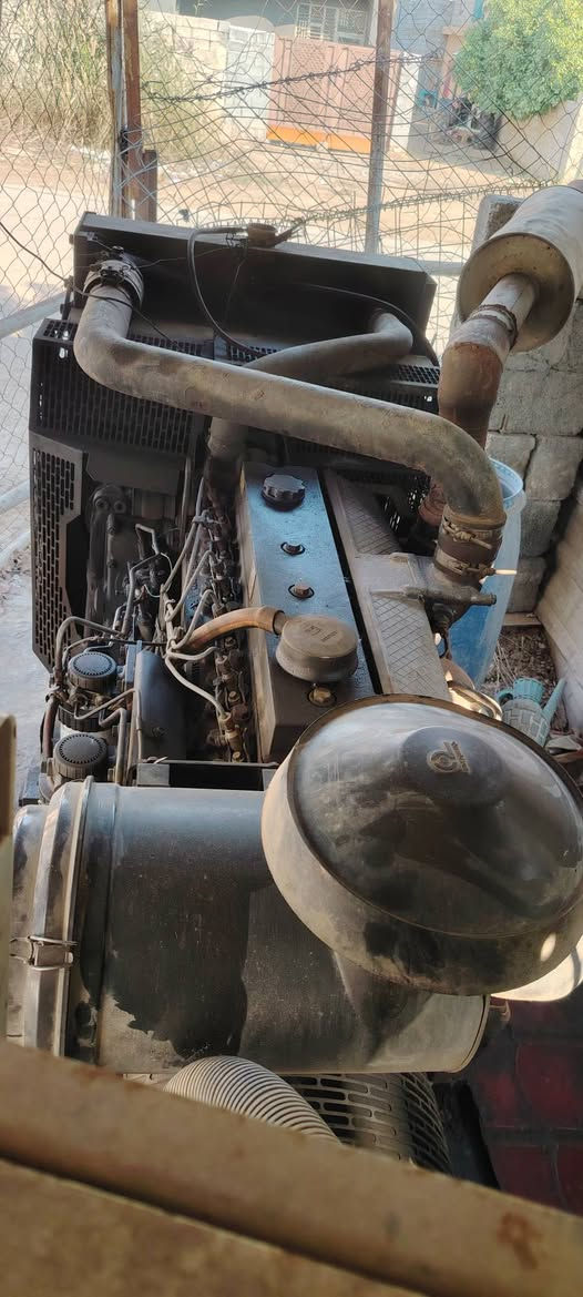 السلام عليكم مولد البيع 150كيفي مولد شغال مابي يننقص نتصال ***********
