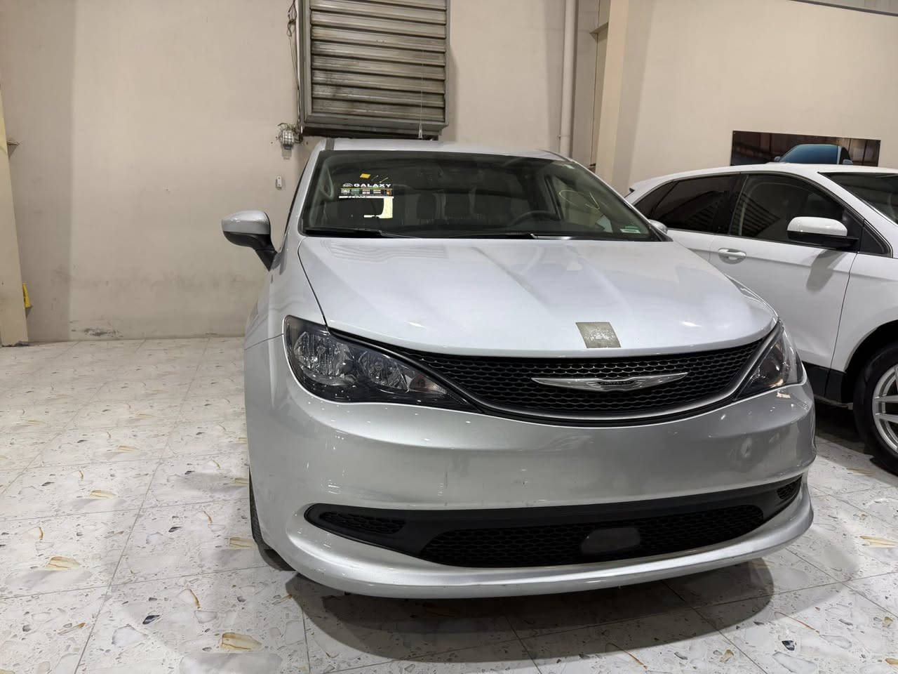 گريسلر فيوگر 2023 
كاتي شمالي 
سعر قفل 20000$ 

2C4RC1CG9PR554005
***********
***********
