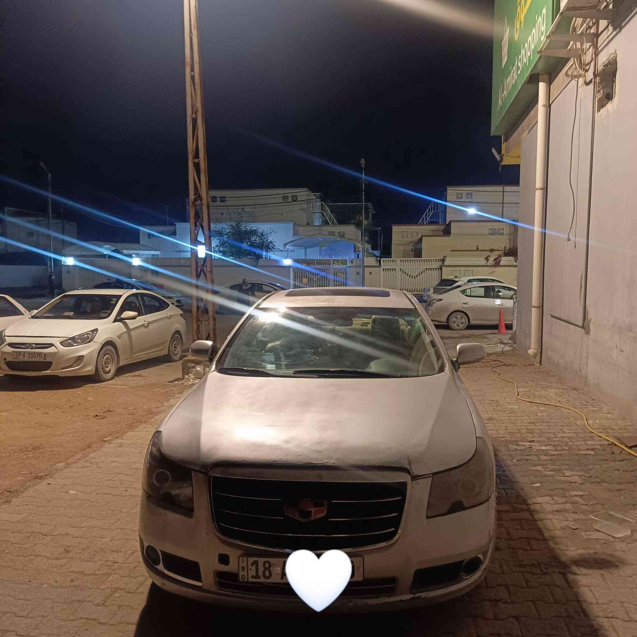 سلام عليكم ام گراند موديل 2013 محرك 2000 ميسبوشي  رقم بابل انگليزي سنويه ل2028مكينه گير خير من الله شغل وطلع وين ميعجبك سياره بيها اماكن صبغ اثر جراد اتكفل من شواصي ودواخل وضربه القويه وصورها كما موضح امامك مكانها نجف شارع المجمعات للاستفسار ***********
