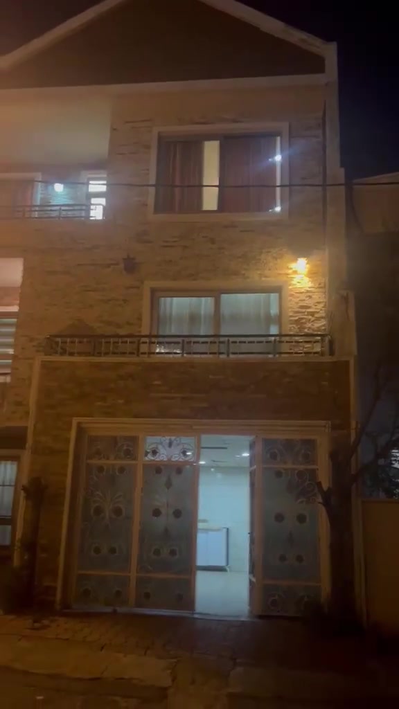 اسلام عليكم بيت للايجار في سليمانيه منطقة رزكاري قرب شارع سالم فول مواصفات كامل خدمات *********** ٣ طوابق ٥غرف نوم هول واستقبال ومطبخ وصحيات لذلك بيوت للبيع والايجار مفروش *********** في سليمانيه *********** واتساب عقارات ابوريبين في سليمانيه *********** واتساب
