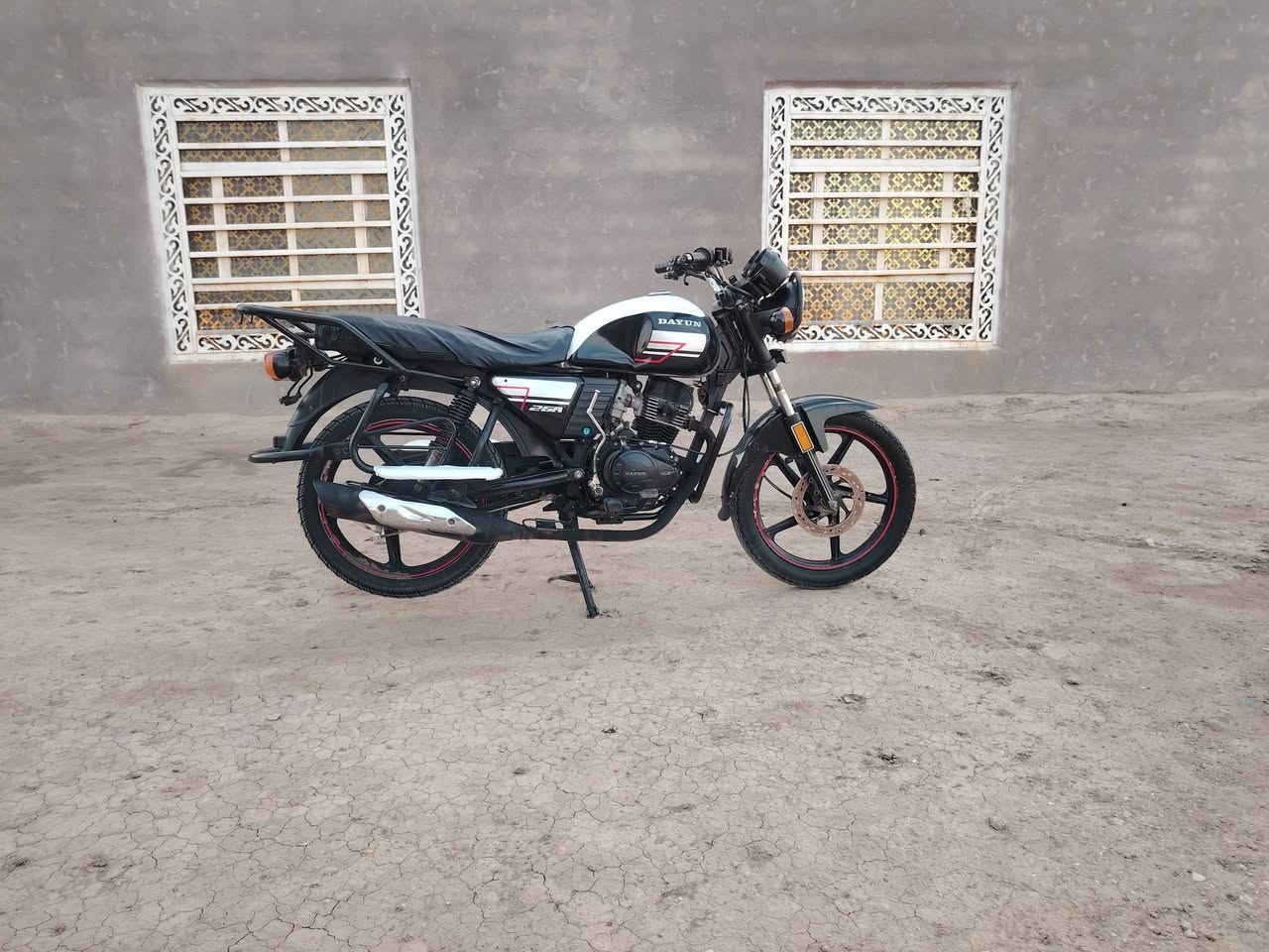 سلام عليكم درجه البيع ديون نفخ موديل 21 وراق صولي شرط الصولي محرك شرط   ممفتوح علاء.   الشركه  مكفول كفاله عامه مبيه اي نقص حلاء من الصوره محرك كهربيات توير مكفوله كفاله عامه جديده كلش حلوه رزانه فول مبيه اي نقص تجي وتشوف بعينك السعر مليون 100 وبيه مجال الشراي نتصل وبيك خير ودلل ***********
