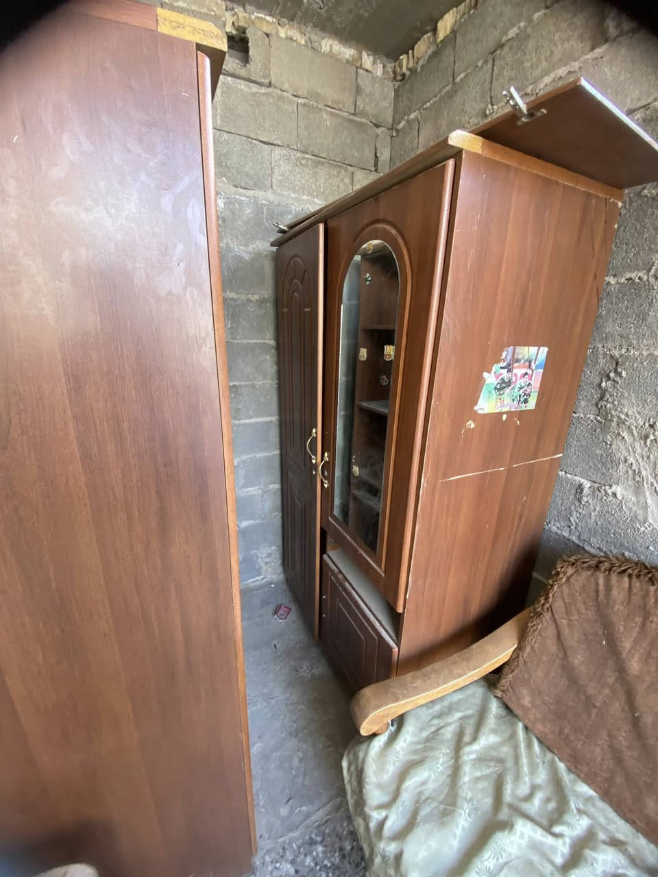 للبيع نضيفات نفس ما موضح بالصور
***********
