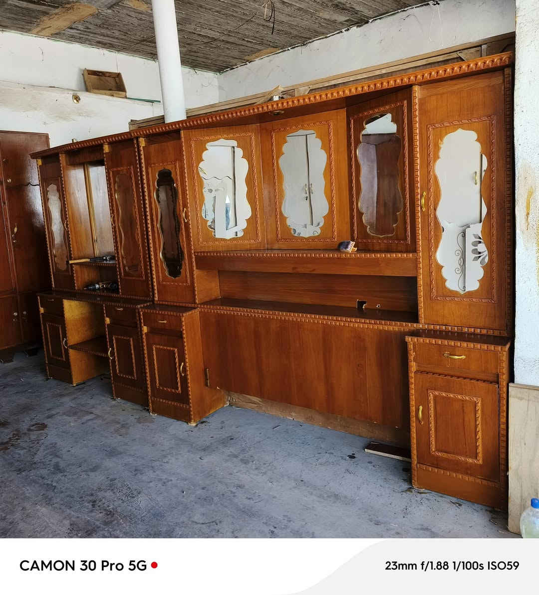 #غرفه_صاج عراقي سته باب 
كلش حلوة ونضيفه الضهر جرجوبه شد براغي 
#وبسعر_مناسب_جديد_375الف فقط 
العنوان جلولاء سوق السبت
#يتوفر توصيل لجميع مناطق ديالى بأسعار مناسب #للتواصل واتس او تصال 
***********
