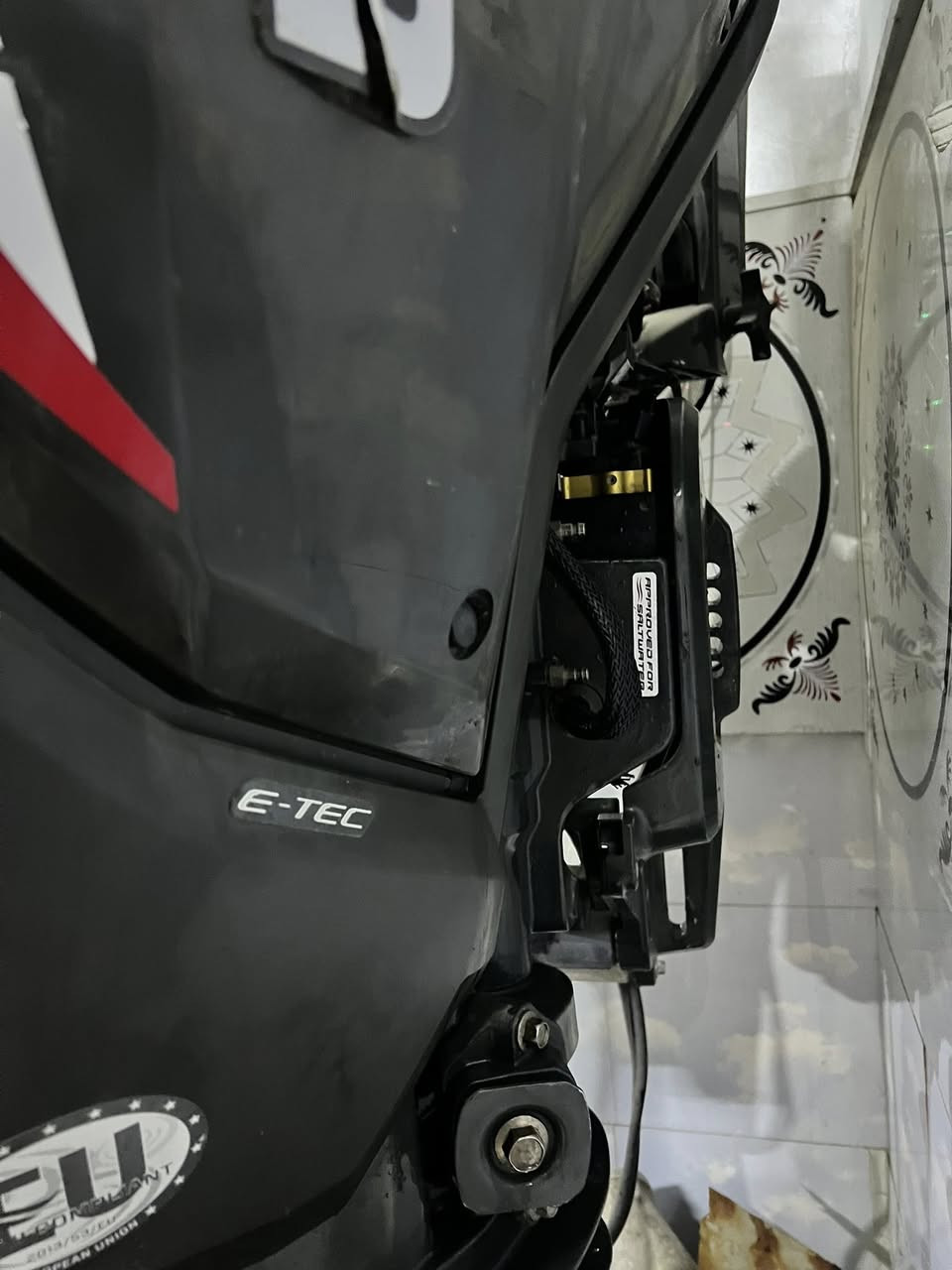 سلام عليكم مكينه جيتو افرود امريكي  ١٥٠ احصان المكينه مشتغله ٩٠ ساعه مديل ٢٠١٤ المكينه جديده كلش تجي يده ابلادي سعر ٥٠ ورقه وبيها مجال المو شراي لا يدخل بدون احراج اخوان وتصال فقط رقم ***********
