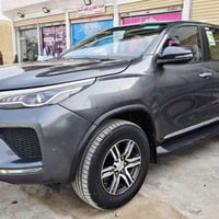 تويوتا فورجنر  2023 خليجي رقم بغداد دولي ابسمي تحويل مباشر  السيارة شب...