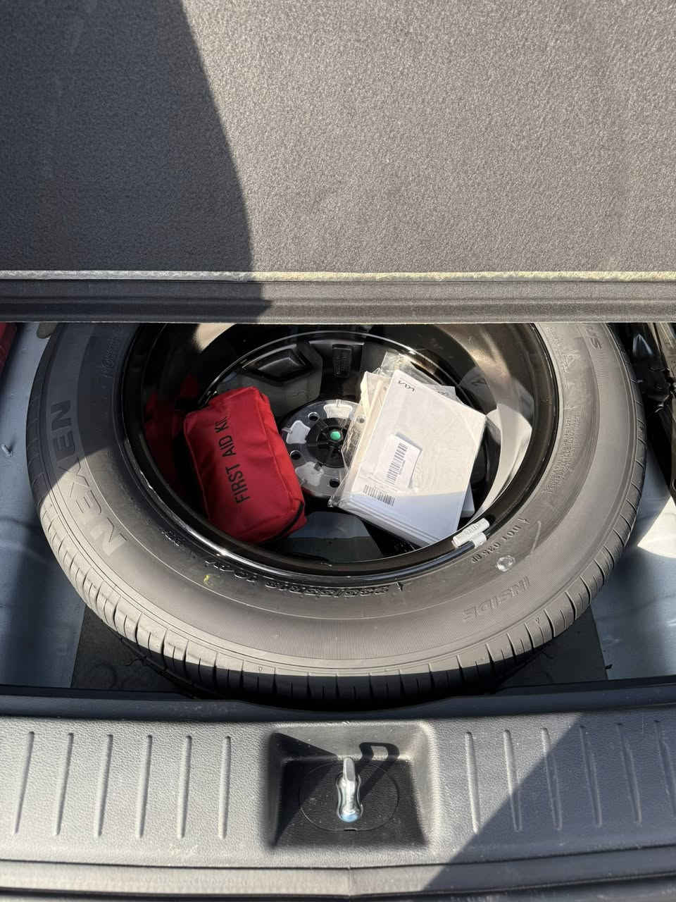 السلام عليكم
كيا سبورتج2025  

بصمة تشغيل 

بصمة ابواب 

تشغيل عن بعد

مري شفط 

سايد بريك دكمه 

رادار جانبي 

رادار خلي + كامره 

تحكم ستيرن + شفتات بالستيرن 

3 انظمة قيادة سبورت نورمل عادي 

تبريد قطعتين 

تبريد منفصل 

مانع انزلاق 

اوتو هولد 

ماشيهالسياره 29الف

السعر 223 

مكان السياره بغداد جسر ديالى  ( ***********  )      ( *********** )
