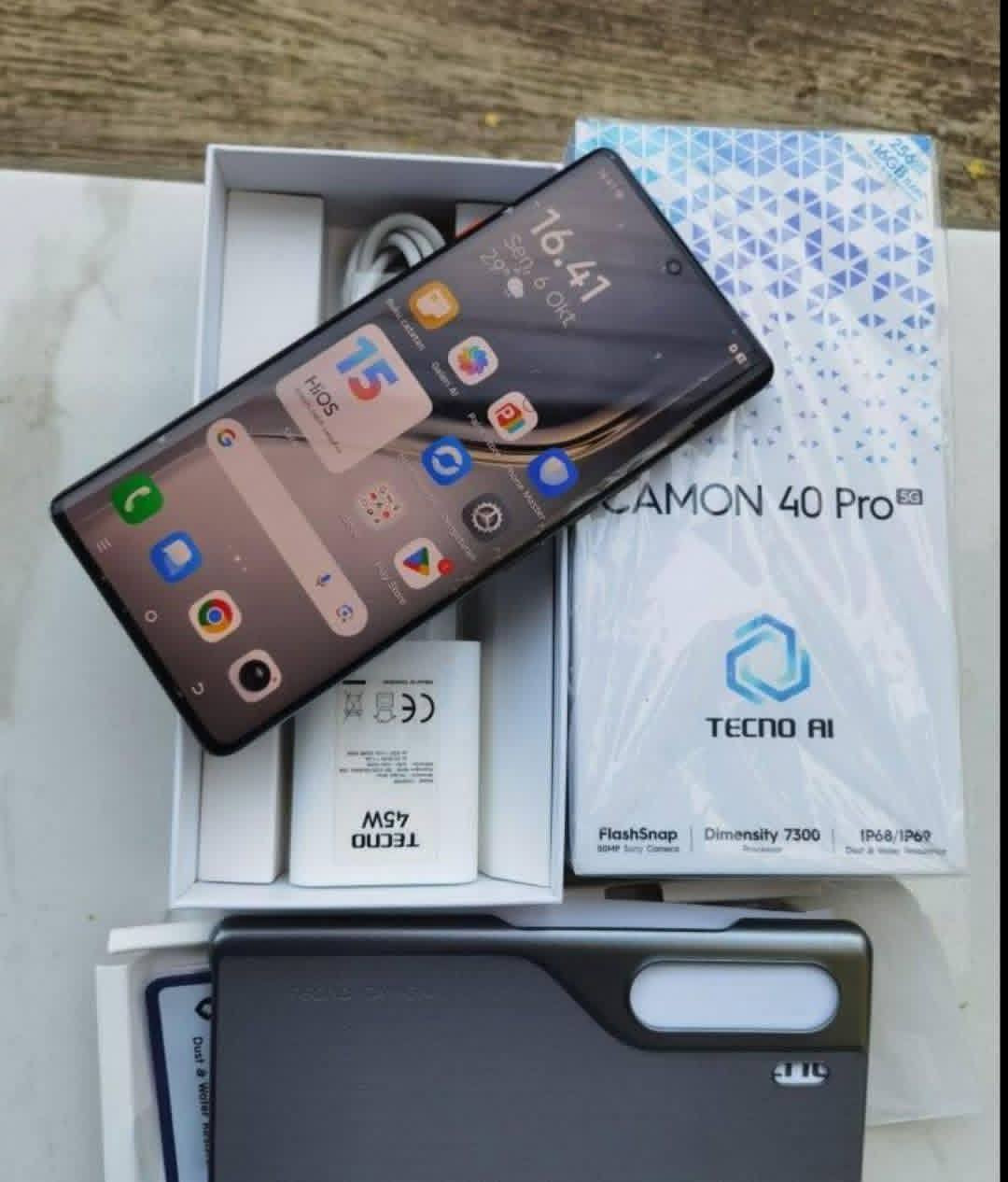 سلام عليكم جهاز TECNO CAMON 40 Pro 5G  ذاكره 256 وحده المعالجة المركزية7300 الف الكاميرا المامية50M
البطارية🔋5200الف يعني نام مرتاح😌 
الشاشة الجودة العالية من1080 الحد2436 جهاز مقاوم الماء مكفول من فوق اله تحت اله الداخل والخارج سعره 340 الف 
المكان البصرة حمدان كوت ثويني عل شارع صناعية وهاذه رقم الهاتف *********** رجا شراي فقط

