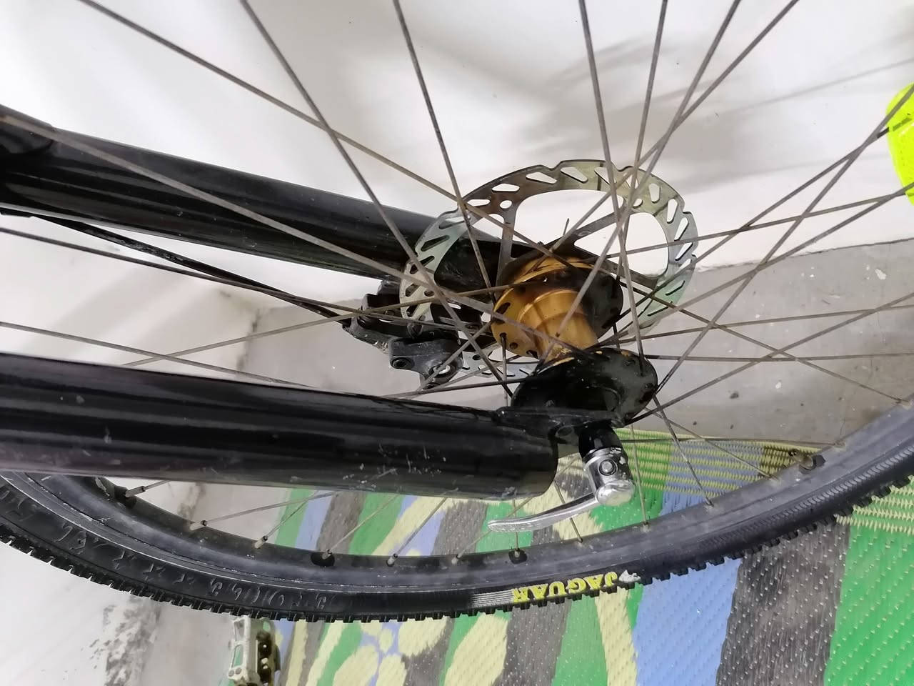 السلام عليكم باسكل للبيع حجم ٢٦ بريكات كير ٦ نمر كله شغال سعر ٦٥ مكاني الاثورين الدوره ***********
