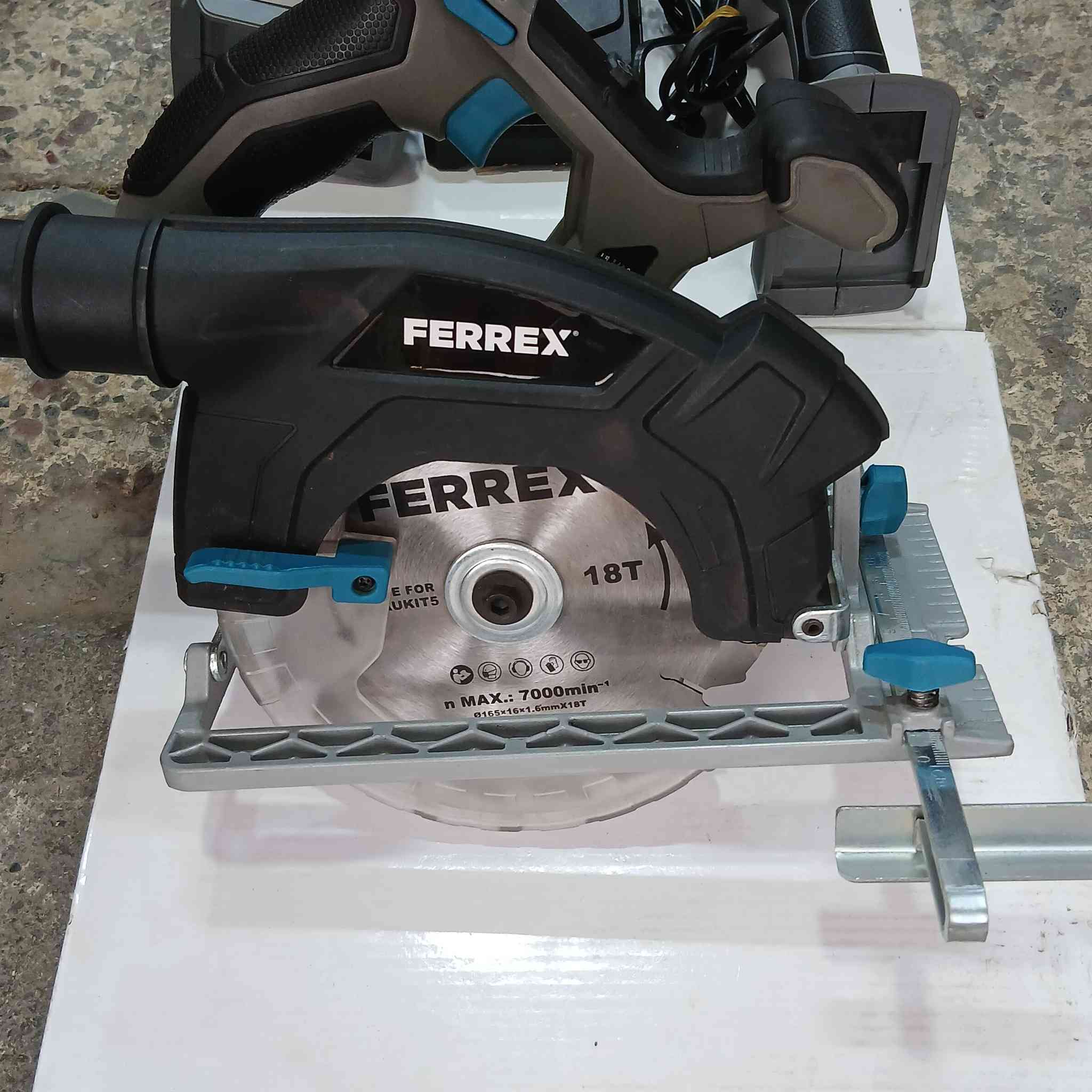 لبیع
***********
***********
