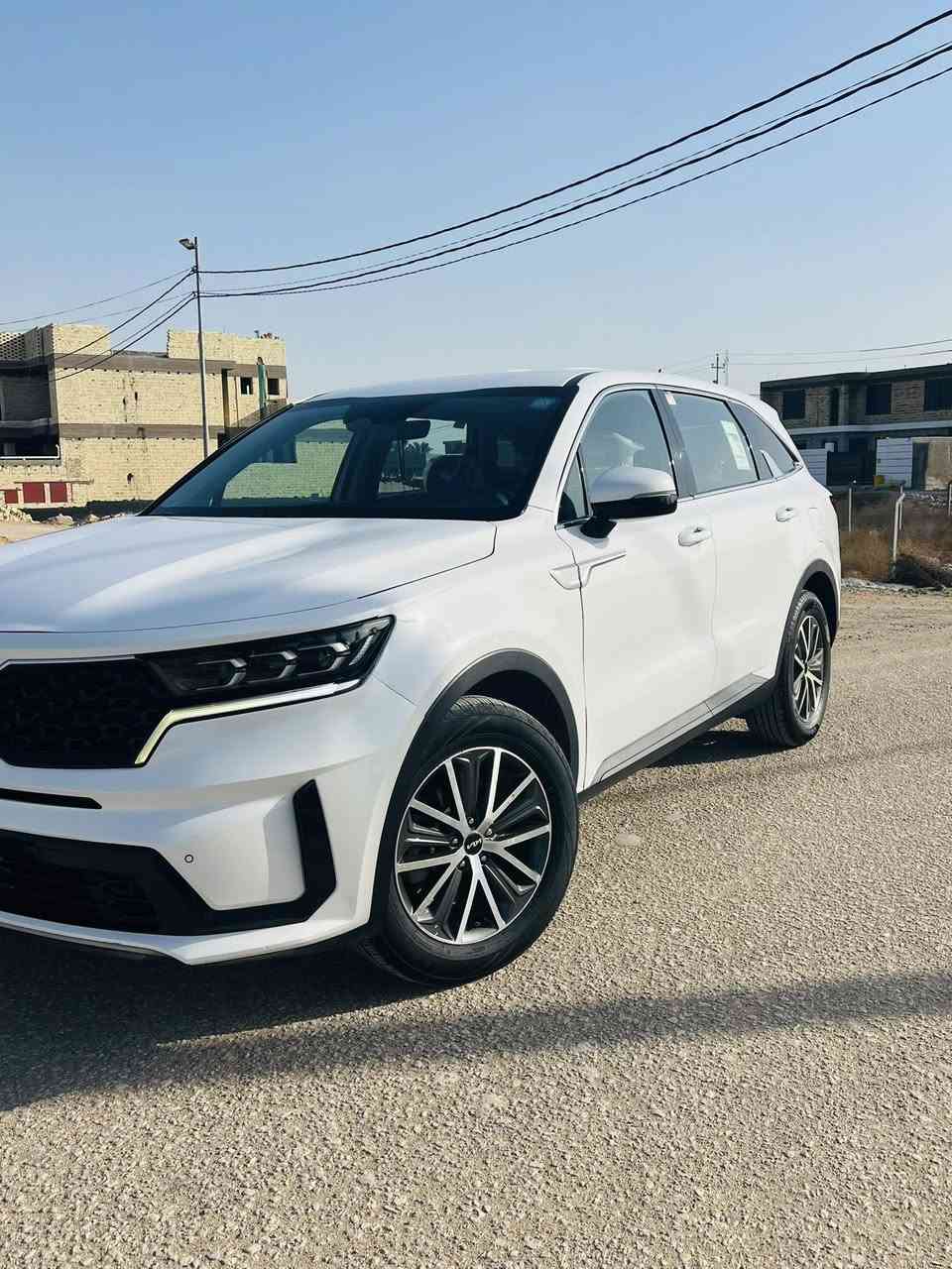 السلام عليكم
سورنتو 2023 للبيع 
وارد امريكي  ضربته خشم الجاملغ الأيمن وبارد بالباب الأيمن 
بدون تبديل رقم بابل  عنوان بابل نادر الثانيه
للاستفسار الاتصال على الرقم ***********
